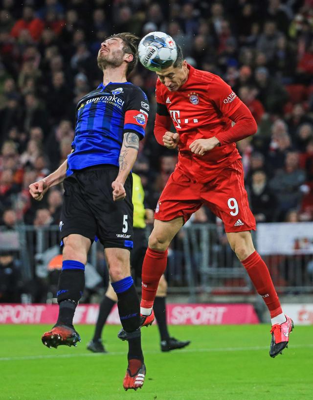 也是对球迷 也是对球迷