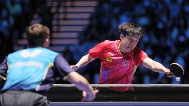 他應對來自 他應對來自